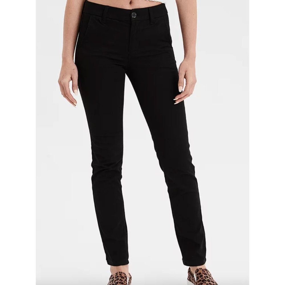 American Eagle Black Super Stretch Skinny Jeans Size 4